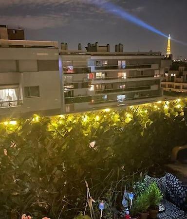 Nice Loft With Romantic View Over The Eiffel Tower Paris Exterior photo